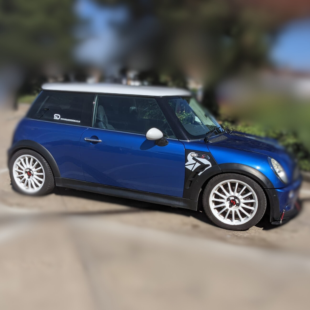 Gen 1 Mini (R50,R52,R53) Phone Holders & Accessories – Roadie Makes